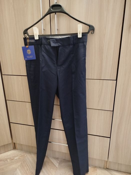 Продам вещи на мальчика на 10-11лет за все 10000тыс