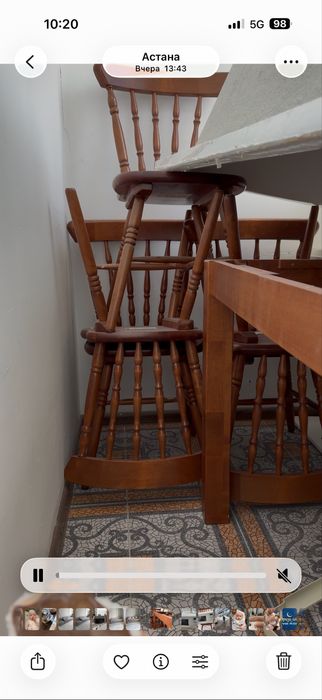 Стол и стулья в хорошем состоянии