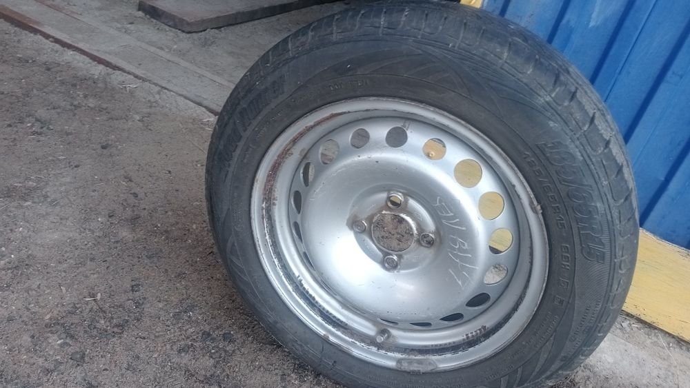 Летние шины 185/65/15 с дисками