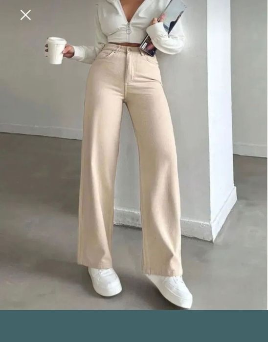 Нови дънки в бежово