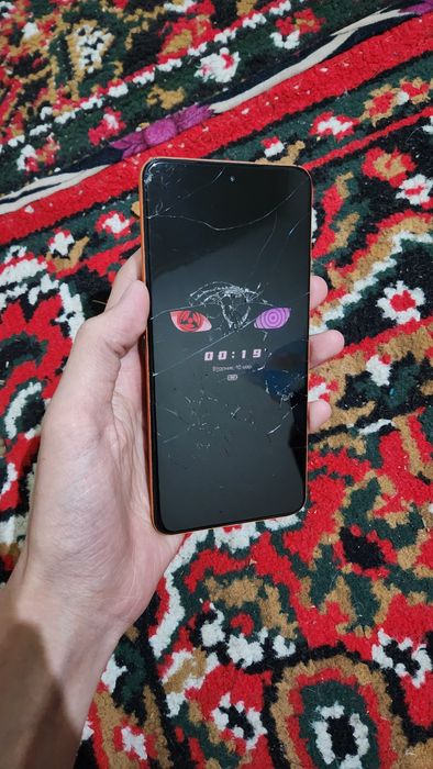 IQOO 8 holati yaxshi