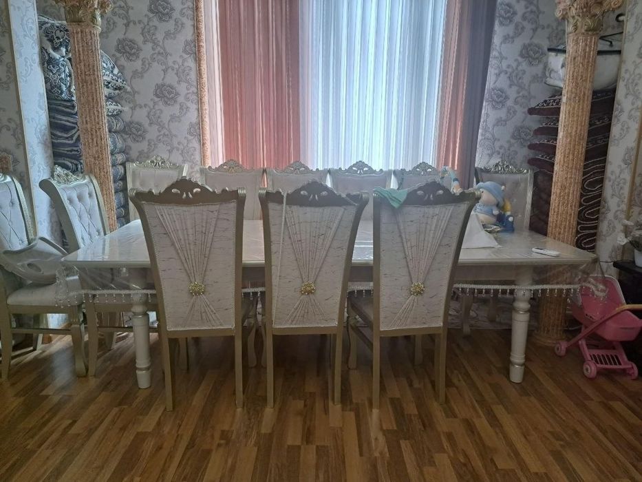 Продам стол стул