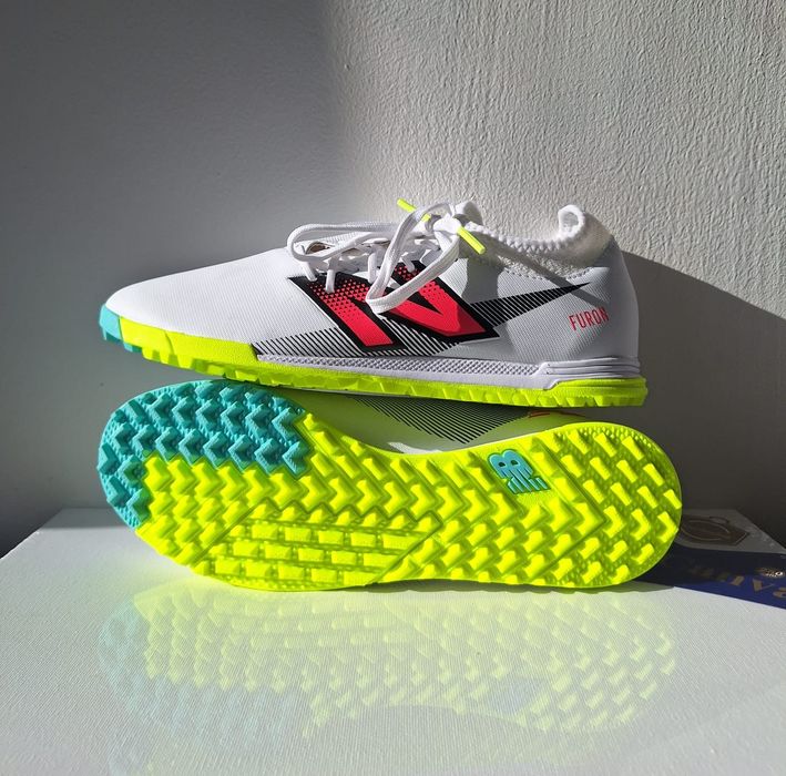 Футболни обувки New Balance Furon V7+ Dispatch TF, размер 42.5
