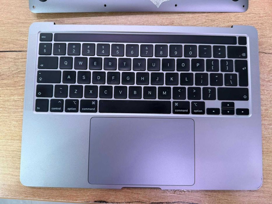 Dezmembrez MacBook Pro 13 A2251 2020 Piese Originale Display Topcase Tastatură Baterie Difuzoare