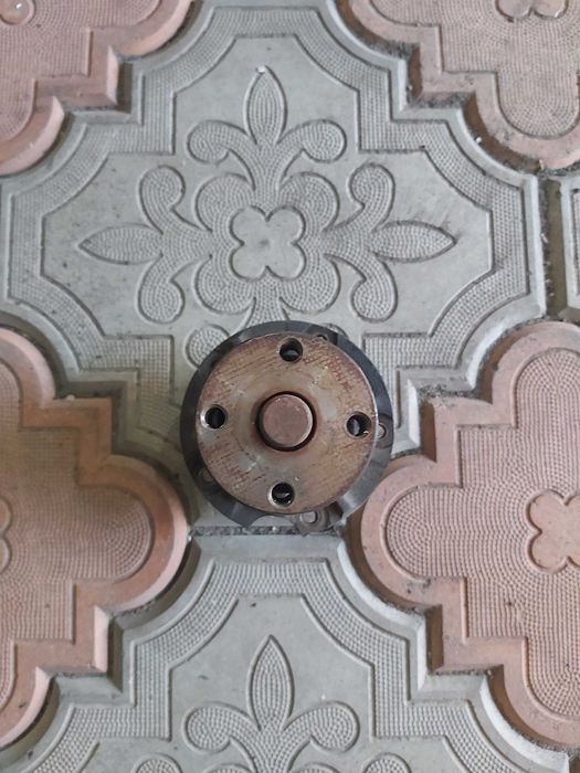 Помпа мерседес 115 мотор