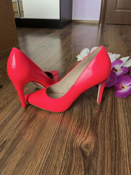 Лот всичко ОБЩО 25лв Сандали платформа ток летни есенни пролетни