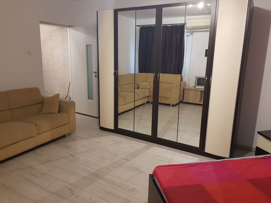Apartament cu o camera de inchiriat