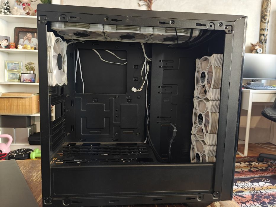 Кутия EVGA DG-73 + 7×120mm argb fans