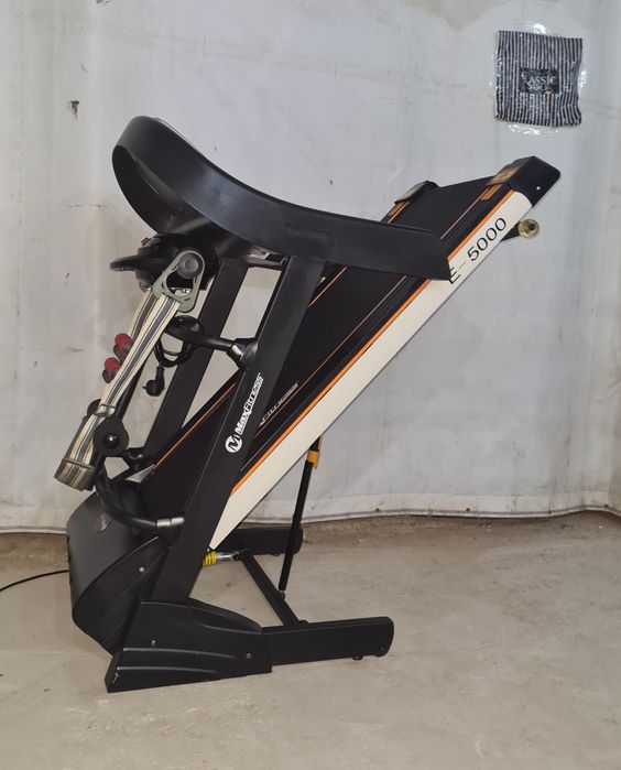 Беговая дорожка "Е-5000"