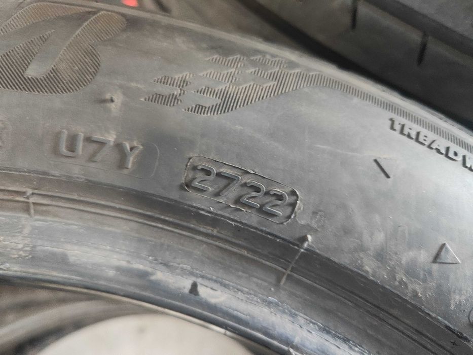 2бр.летни гуми 225/50/17 Bridgestone