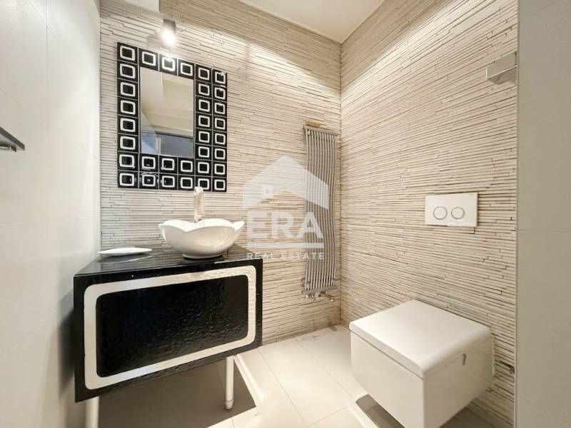 Дава се под наем Тристаен апартамент в София, Витоша - 90 кв.м за 897.6 € - Снимка #9