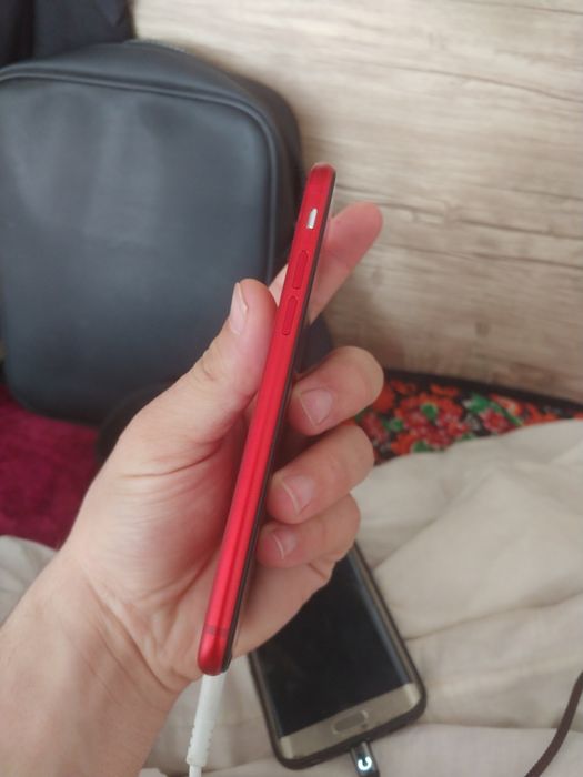 Iphone 8 product red 64gb