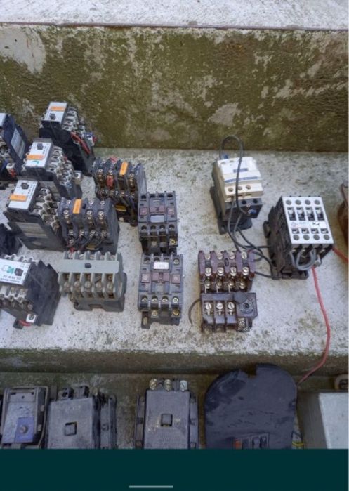 Contactor microîntrerupător