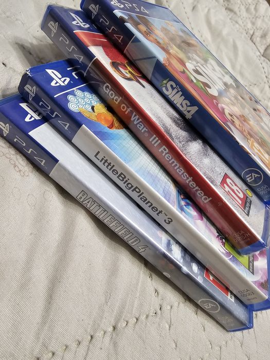 Playstation 4 Limited Days Of Play + Игри