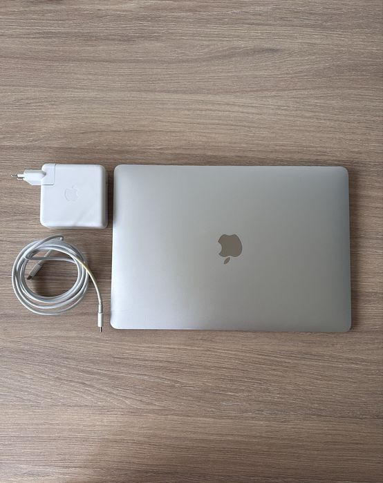 MacBook Air 13” (2018) – Space Gray