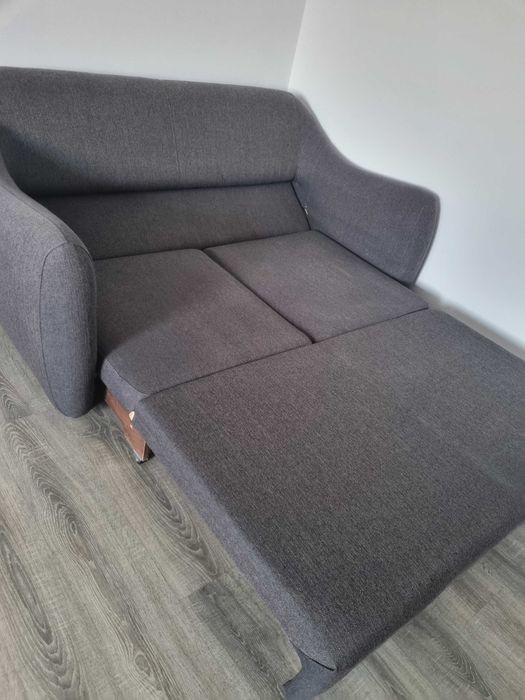 Canapea 2 locuri extensibila