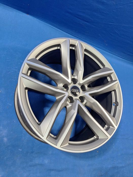 1 Janta ALIAJ 5x112 21'' OEM AUDI Q7 RS - 9.5J ET 31 CA NOUA !