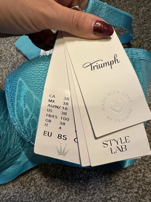 Triumph Crazy Stupid Love 38C и Women's Harmony  38B
