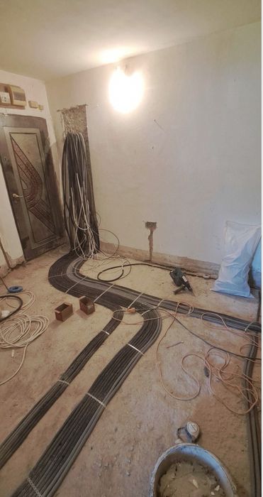 Electrician non stop Interventii rapide instalatii electrica 24/24 si sâmbată și duminică