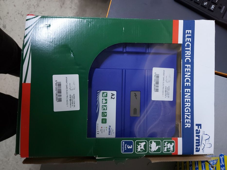 Aparat pentru gard electric