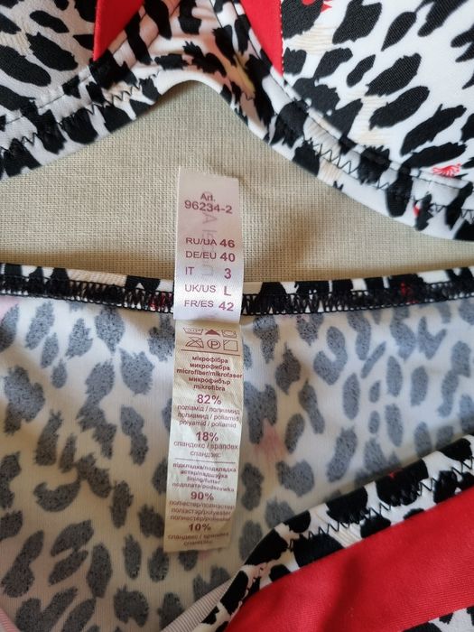 Продам купальник