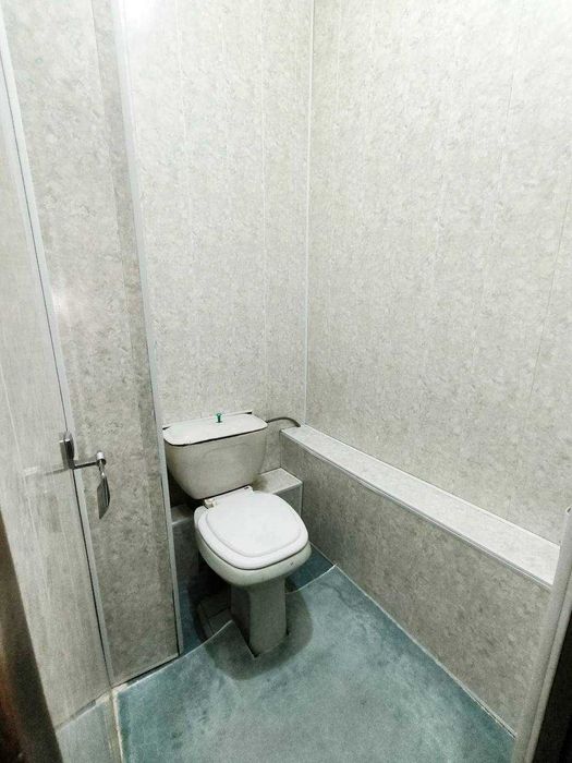 Продается квартира.Юнусабад 18 
Клиника Ихлос 
3/5/9.Ипотека есть