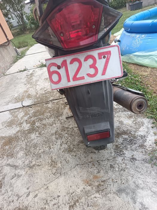 Vând motocicleta kymico 125r 4t