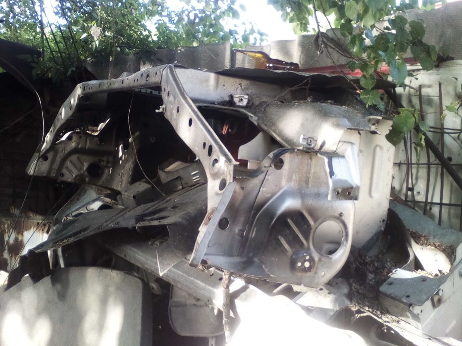 ТЕЛЕВИЗОРЫ (передняя часть кузова) на японские машины