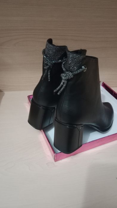 Продам сапоги женские