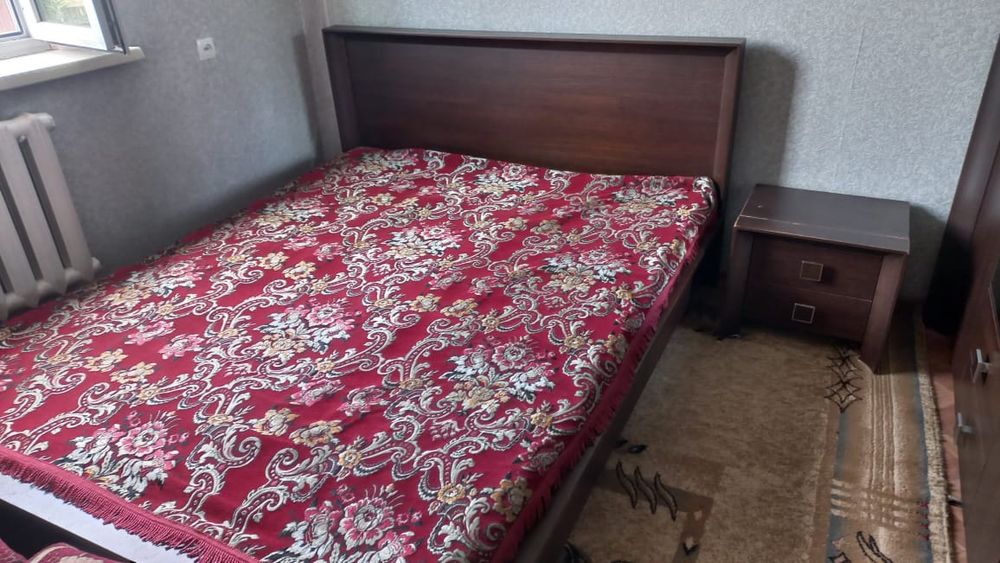 Спальный гарнитур