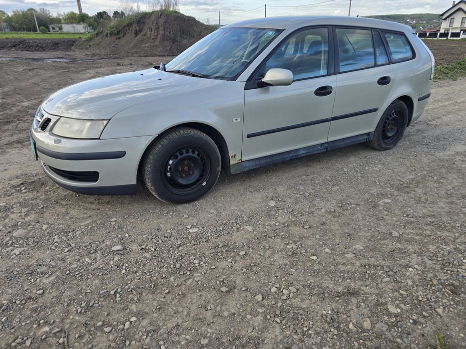 Autoturism Saab.