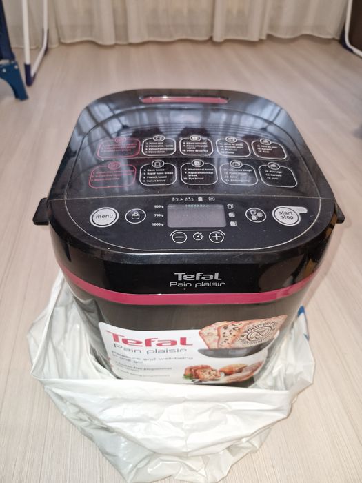 Masina de paine Tefal Pain Plaisir, in stare foarte buna