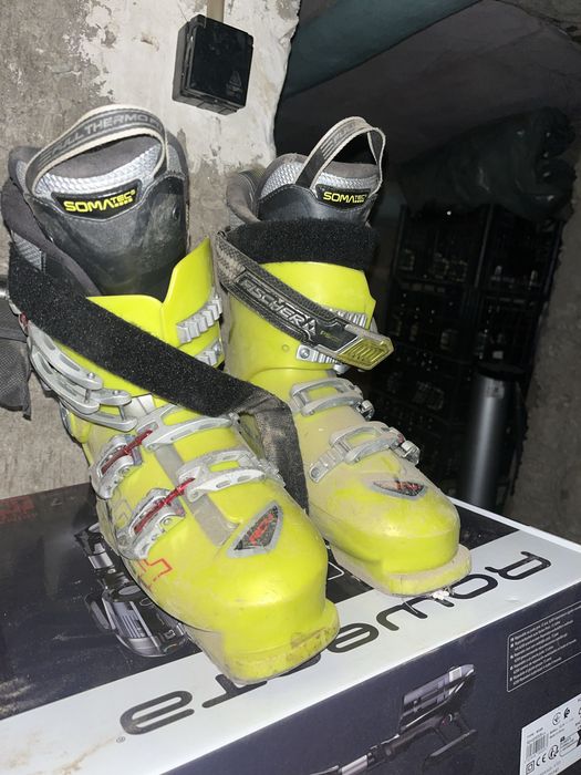 Schiuri,clapari,bete,casca si patine pentru copii