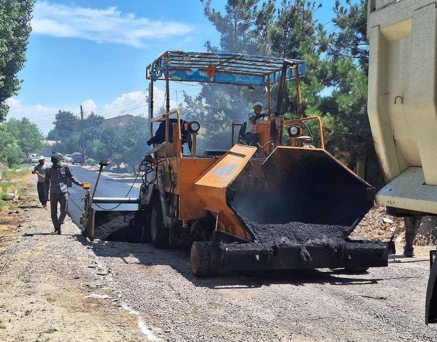 Асфальтоукладчик Сотилади