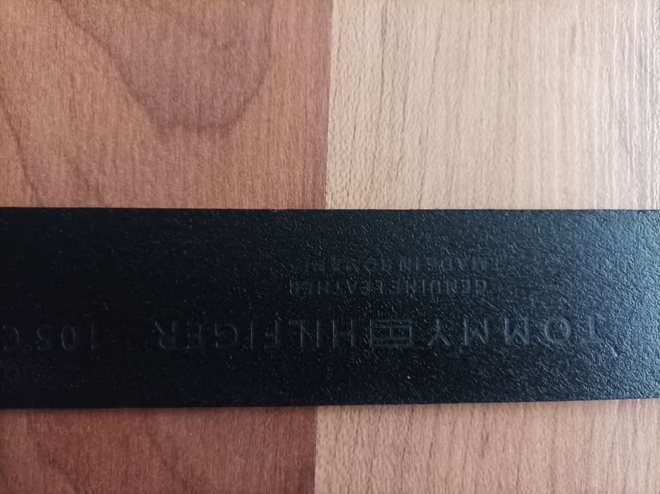 Tommy Hilfiger нов колан