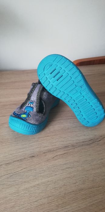 Пантофи за детска градина 30н и 23н