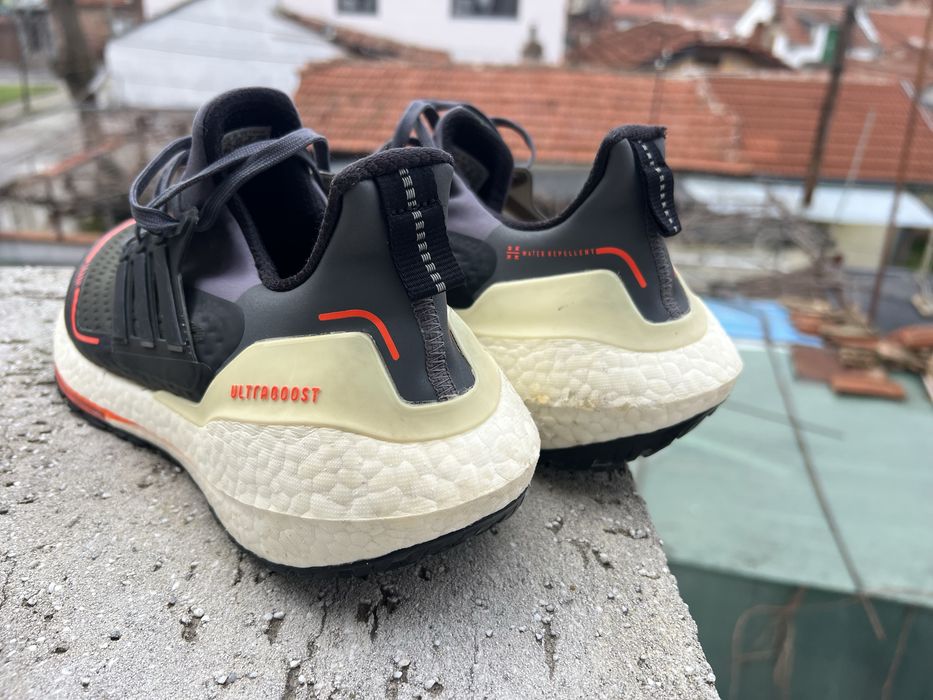 Adidas UltraBoost ColdDry 42 2/3