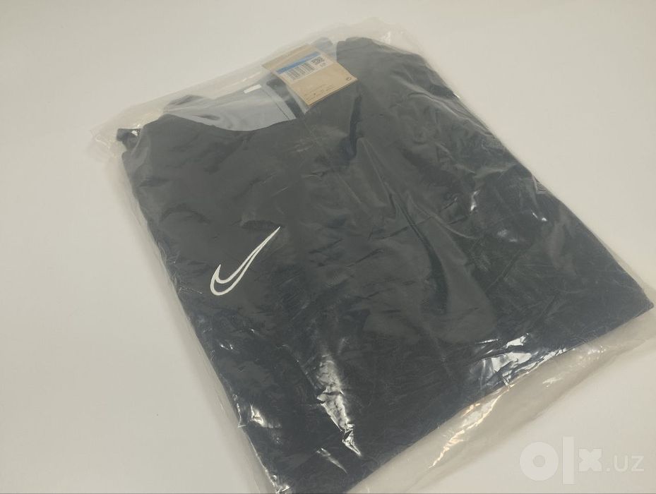 Новый футбольный спортивный костюм Nike, размер M