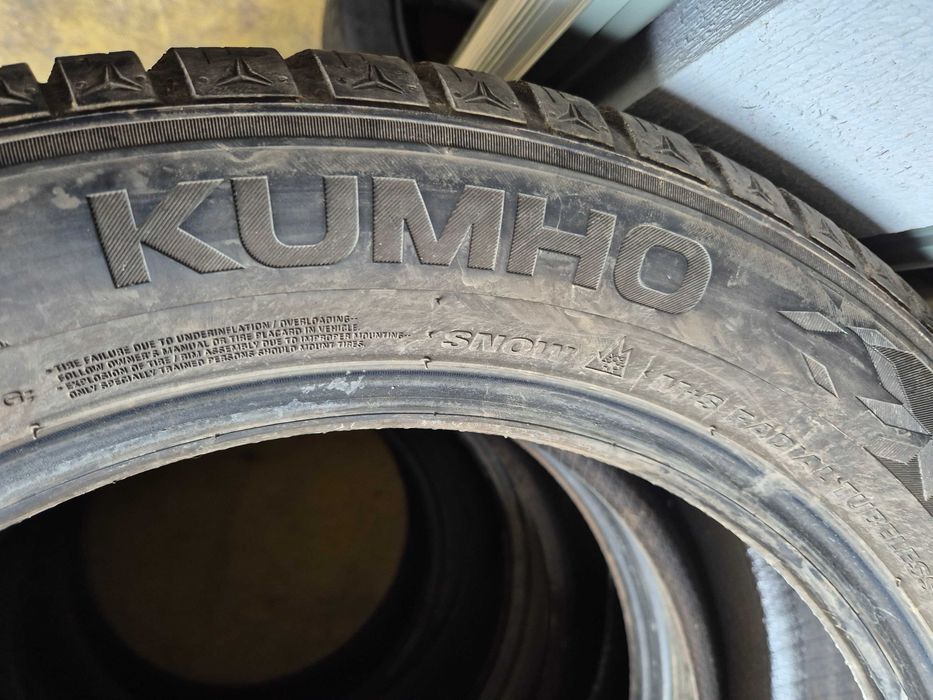 4 Anvelope de IARNA - 235/55/19 - KUMHO - CA UNELE NOI DOT 2024
