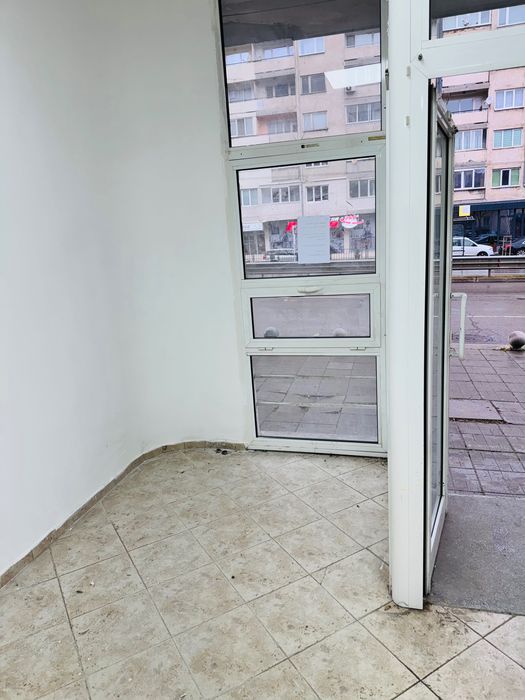 Дава се под наем Магазин в София, Център - 52 кв.м за 612 € - Снимка #5