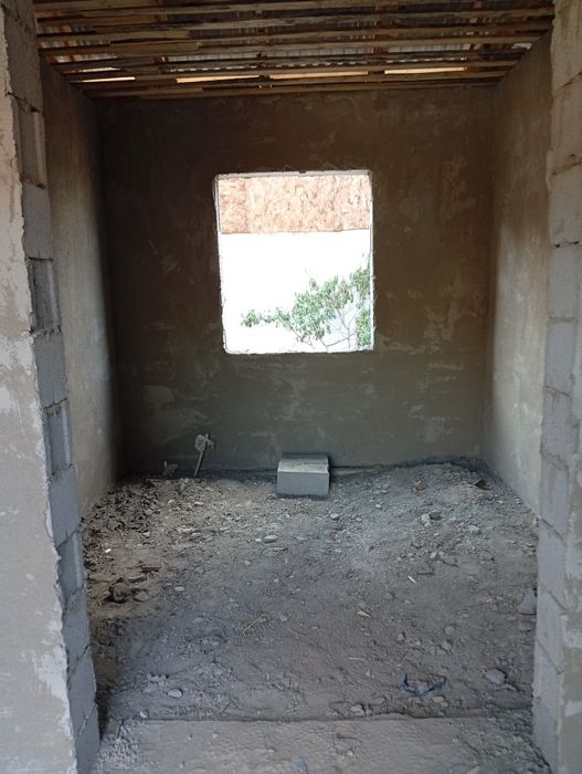 Продам дом не законченном виде