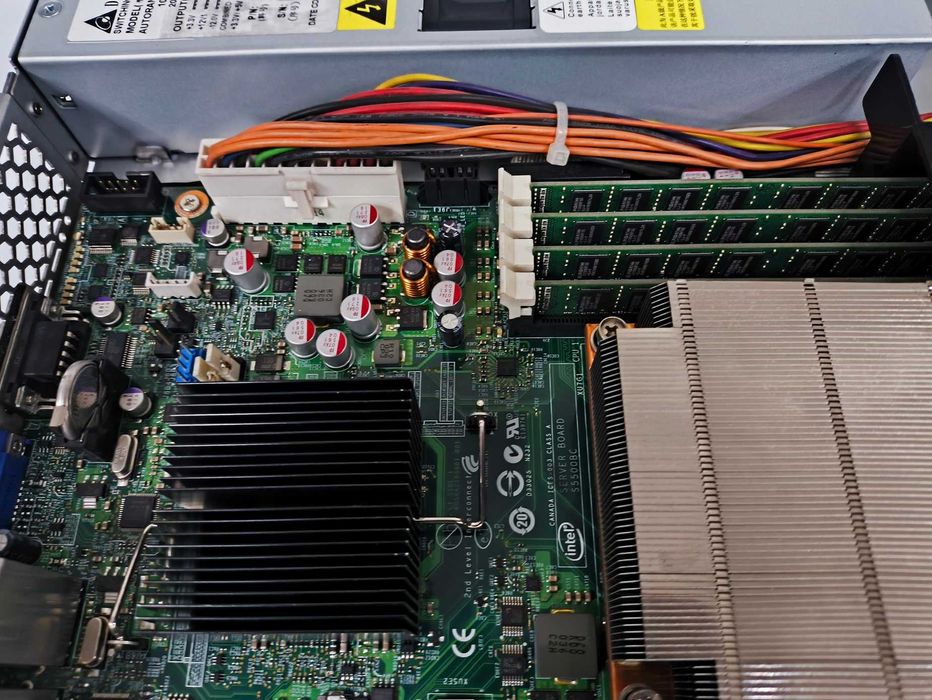 Сървърна система Intel SR1630BCR 1U