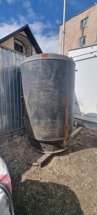 Емкость  2 тонны