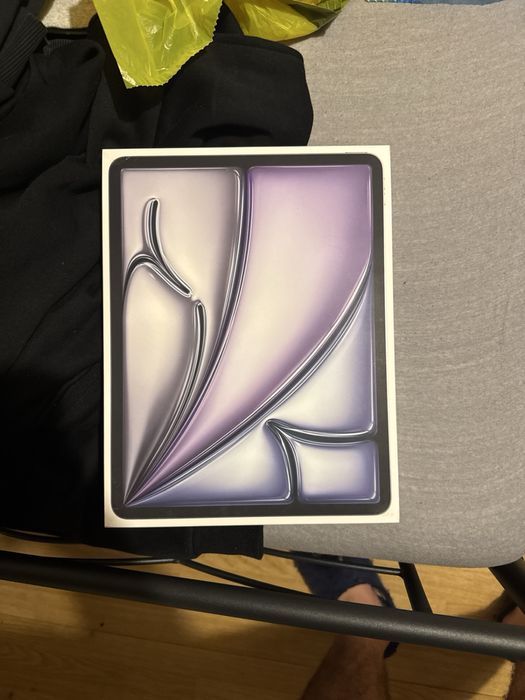 Ipad air 13 inch 256 gb space grey nou sigilat
