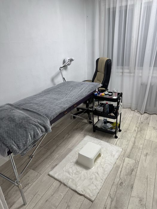 Сдам кабинет (кушетку )