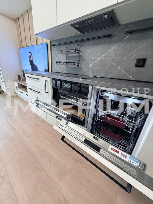 Дава се под наем Тристаен апартамент в Варна, Бриз - 60 кв.м за 1300 € - Снимка #6