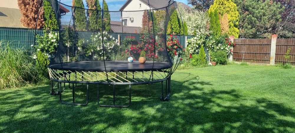 Vand Trambulina Sprigfree (Fara arcuri)