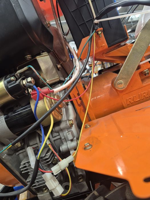 Se vinde motocultor dizel