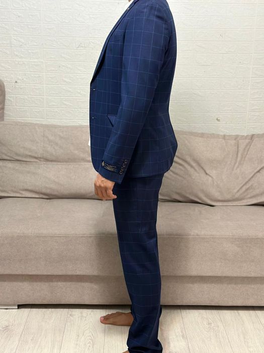 Продам костюм в изумительном состоянии!!!