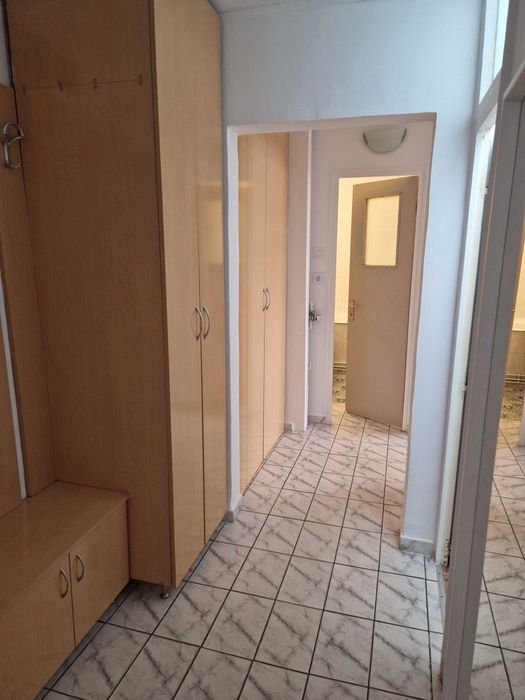 Inchiriere apartament 2 camere zona Decebal